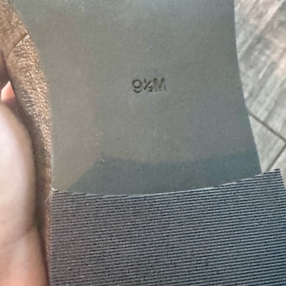 New never worn women’s Micheal Kors Loafers - Picture 6 of 6